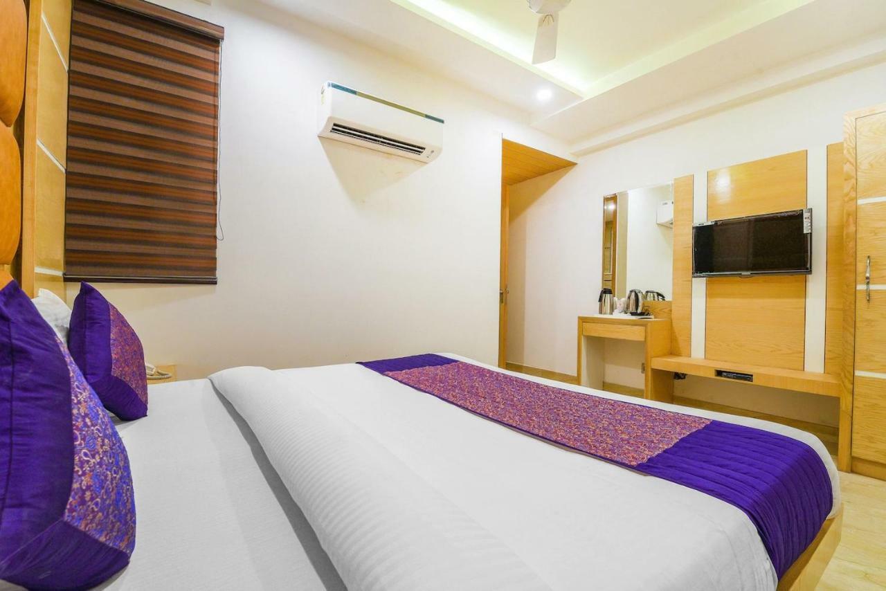 Hotel Maa Sharda Indore Luaran gambar